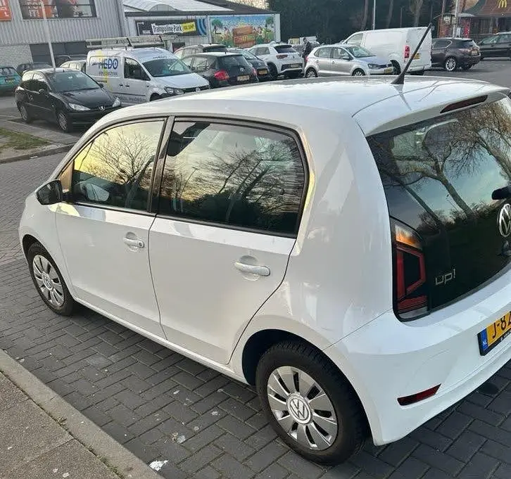 Volkswagen Up! 1.0 60PK 4D BMT 2020 Wit uit 2020, foto 6