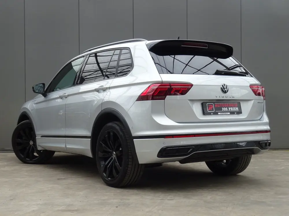 Volkswagen Tiguan 1.4 TSI eHybrid R-Line Business * PANORAMA uit 2024, foto 3