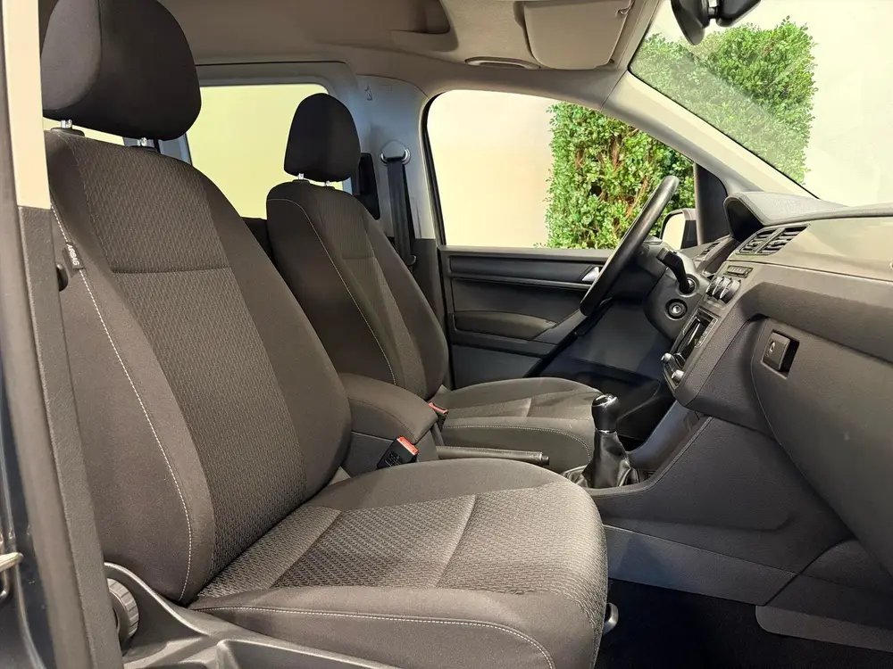 Volkswagen Caddy L1 Rolstoelauto 3+1 of 5+0 uit 2019, foto 14