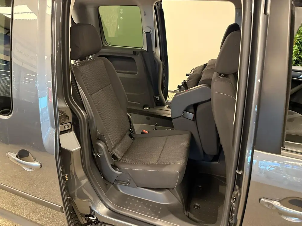 Volkswagen Caddy L1 Rolstoelauto 3+1 of 5+0 uit 2019, foto 5