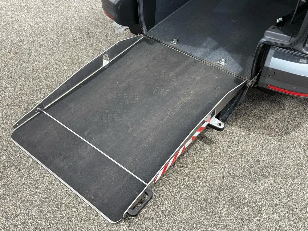 Volkswagen Caddy L1 Rolstoelauto 3+1 of 5+0 uit 2019, foto 8
