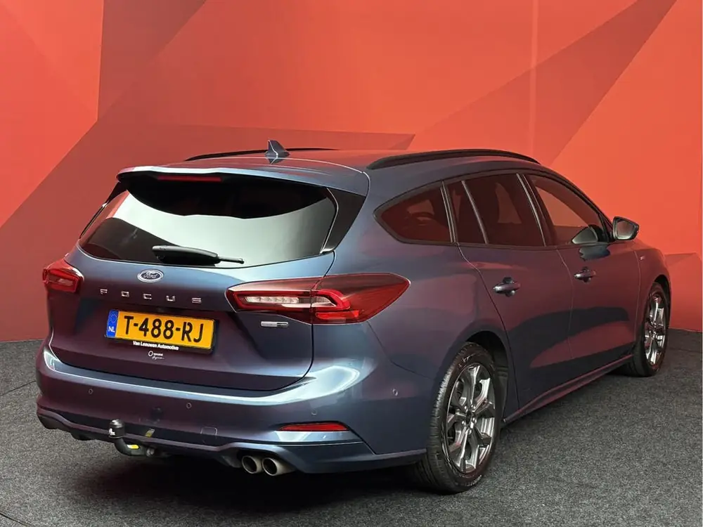 Ford Focus Wagon 1.0 EcoBoost Hybrid ST Line X uit 2023, foto 2
