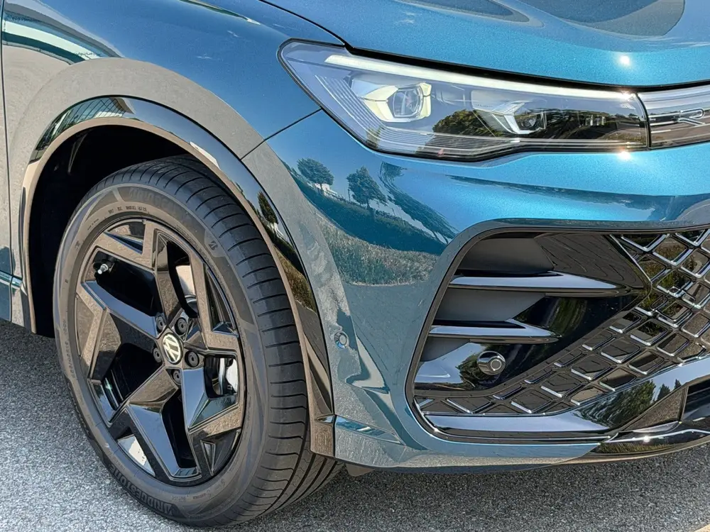 Volkswagen Tiguan 1.5 eTSI 150pk DSG R-Line | Black line | 3 uit 2025, foto 5
