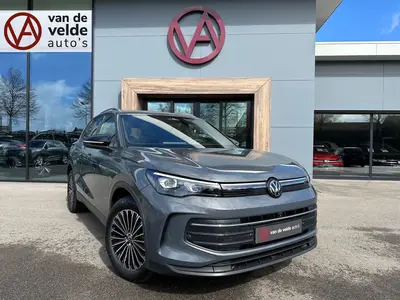 Volkswagen Tiguan 1.5 eTSI 150pk DSG GOAL | Trekhaak | 360 C uit 2025