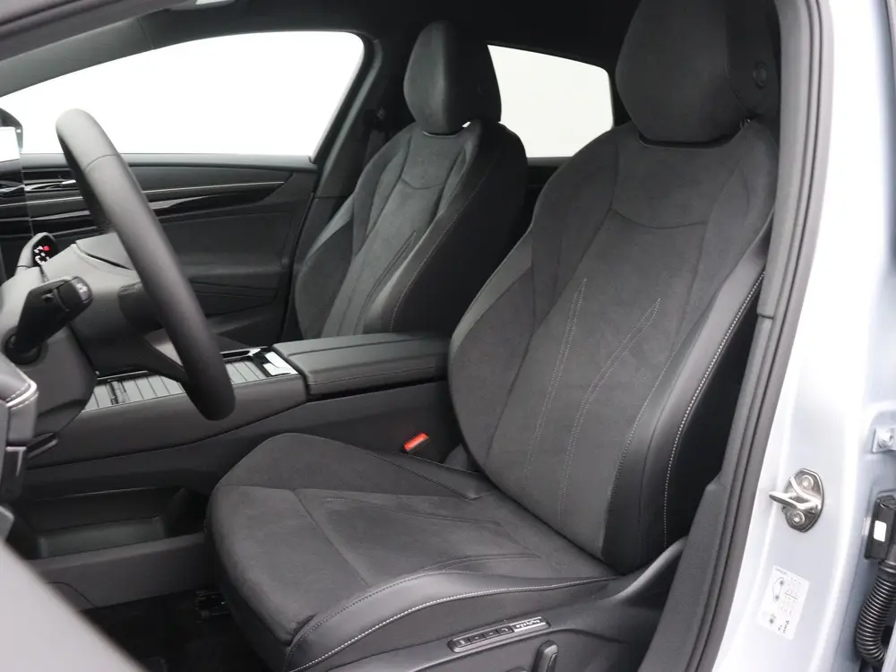 Volkswagen ID.7 Pro Business 77 kWh 286PK | Automaat | Navig uit 2025, foto 10