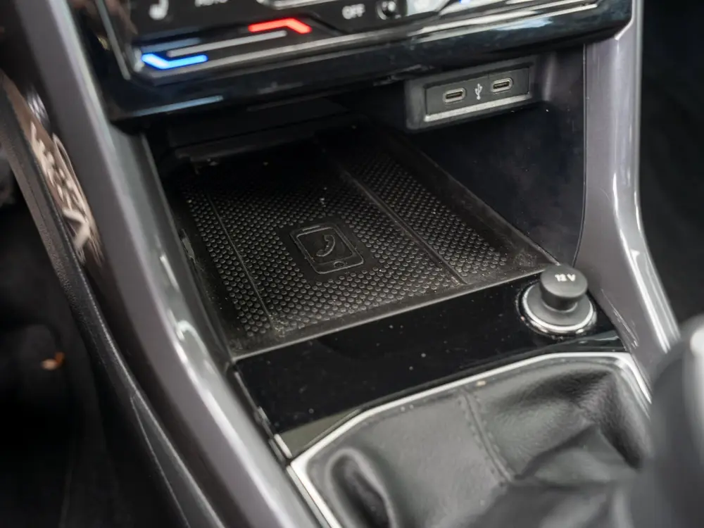 Volkswagen T-Cross 1.0 TSI Style 115pk Automaat | Cockpit | uit 2022, foto 17
