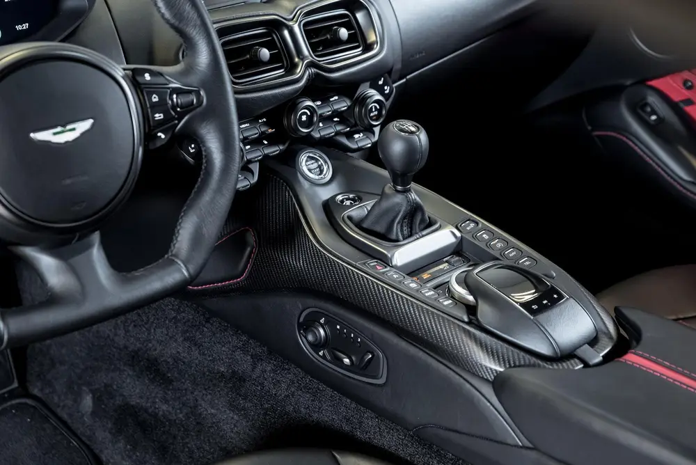 Aston Martin Vantage Coupe | Manual | Carbon Fibre Package | uit 2019, foto 15