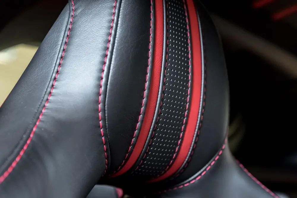 Aston Martin Vantage Coupe | Manual | Carbon Fibre Package | uit 2019, foto 17