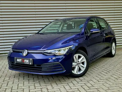Volkswagen GOLF 1.0 eTSI Life Business / Carplay / Stoelverw uit 2022