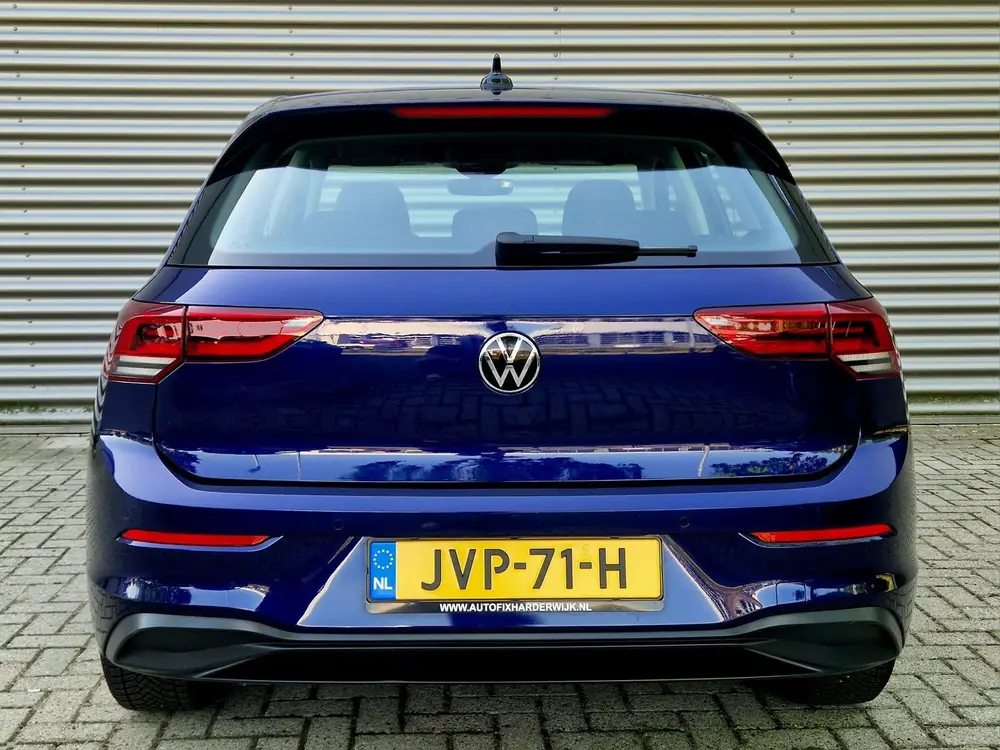 Volkswagen Golf 1.0 eTSI Life Business / Carplay / Stoelverw uit 2022, foto 8