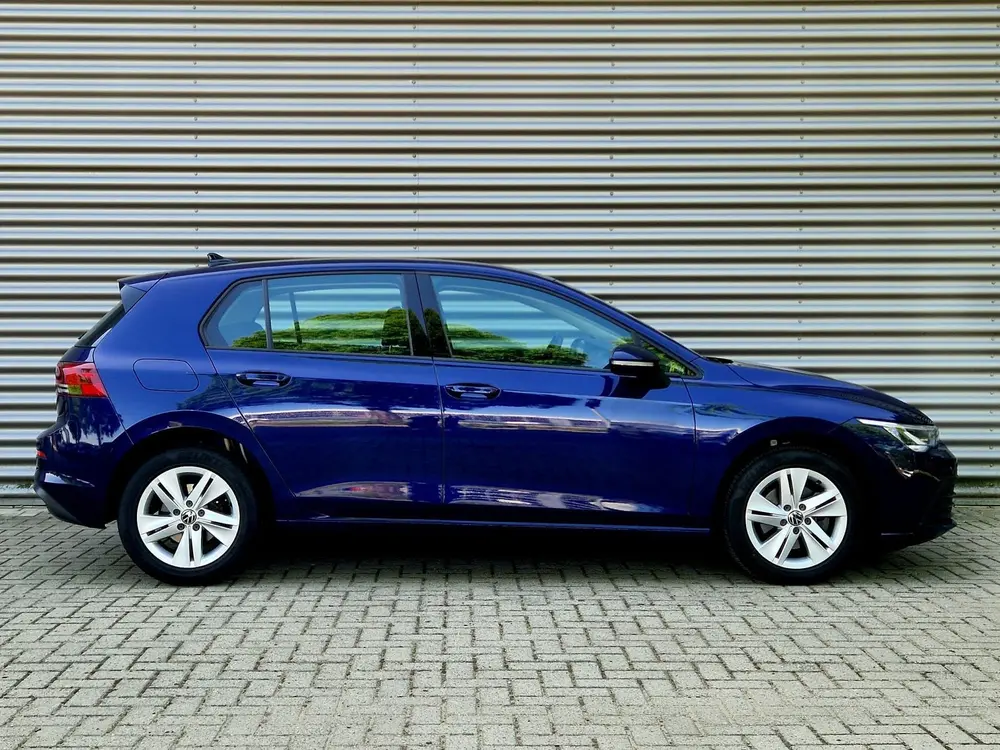 Volkswagen Golf 1.0 eTSI Life Business / Carplay / Stoelverw uit 2022, foto 9