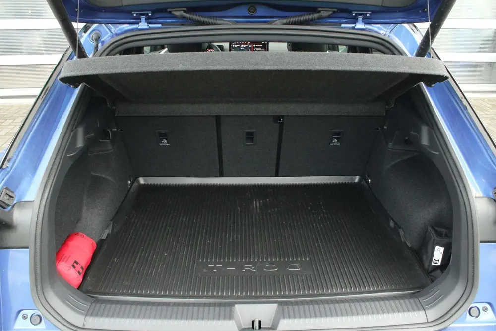 Volkswagen T-Roc 1.5 eTSI 150pk DSG R-Line First Edition | H uit 2025, foto 15