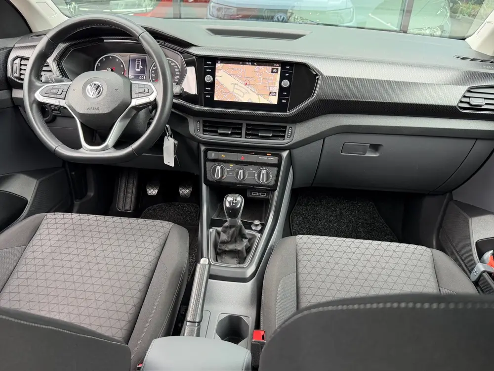 Volkswagen T-Cross 1.0 TSI Life | Trekhaak | Navi | Adap. Cr uit 2019, foto 12