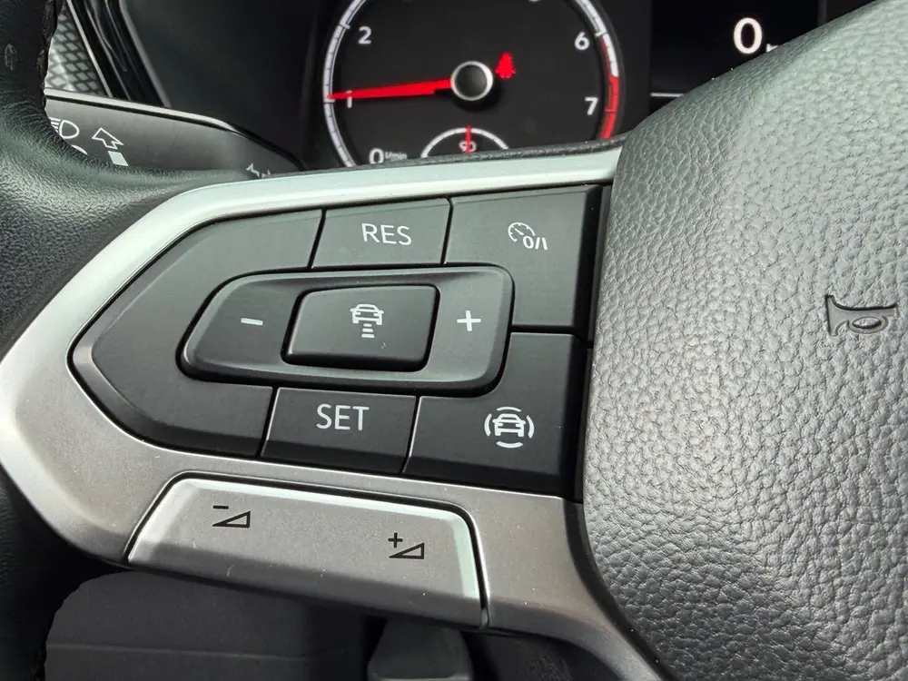 Volkswagen T-Cross 1.0 TSI Life | Trekhaak | Navi | Adap. Cr uit 2019, foto 14