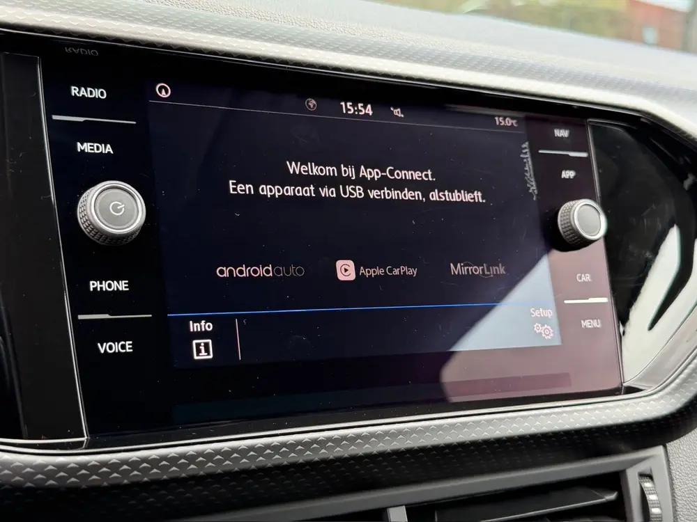 Volkswagen T-Cross 1.0 TSI Life | Trekhaak | Navi | Adap. Cr uit 2019, foto 17