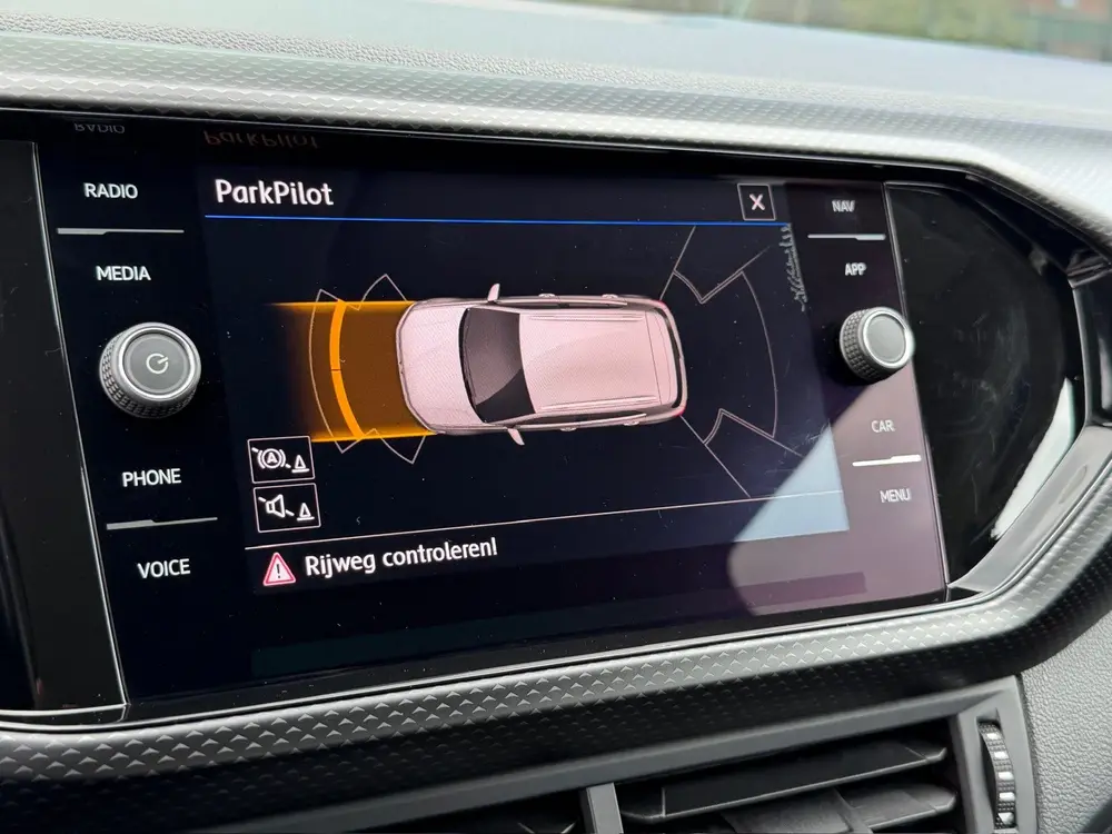 Volkswagen T-Cross 1.0 TSI Life | Trekhaak | Navi | Adap. Cr uit 2019, foto 18