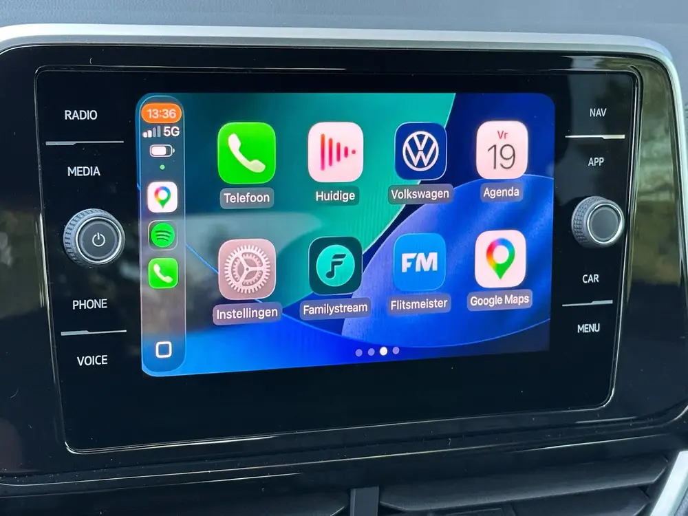 Volkswagen T-Roc 1.5 TSI 150pk DSG R-Line | Camera | Keyless uit 2025, foto 18