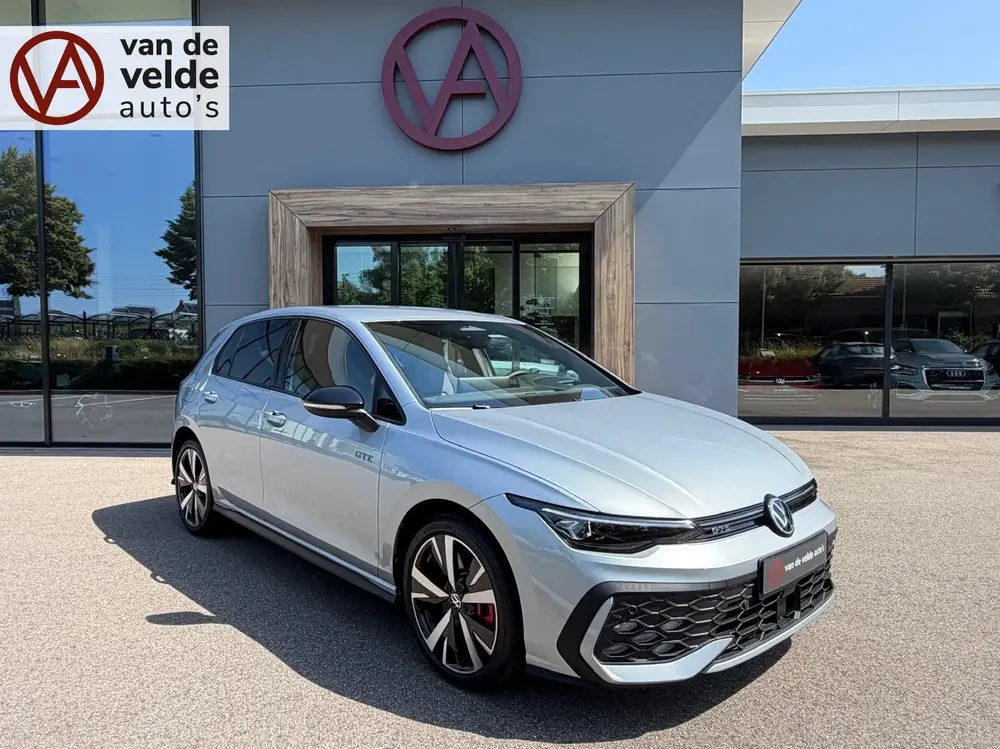 Volkswagen Golf 1.5 272pk eHybrid GTE | Trekhaak | Led mistl uit 2025