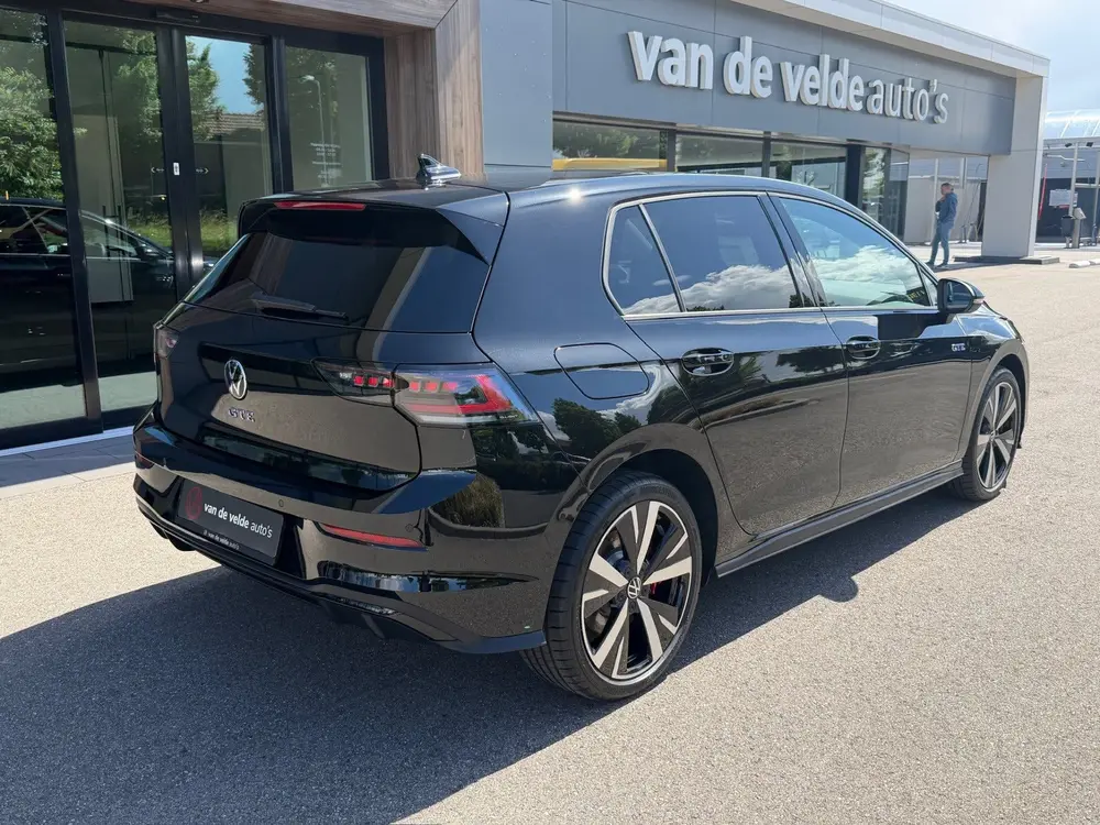 Volkswagen Golf 1.5 eHybrid GTE 272pk | Trekhaak | Led mistl uit 2025, foto 4