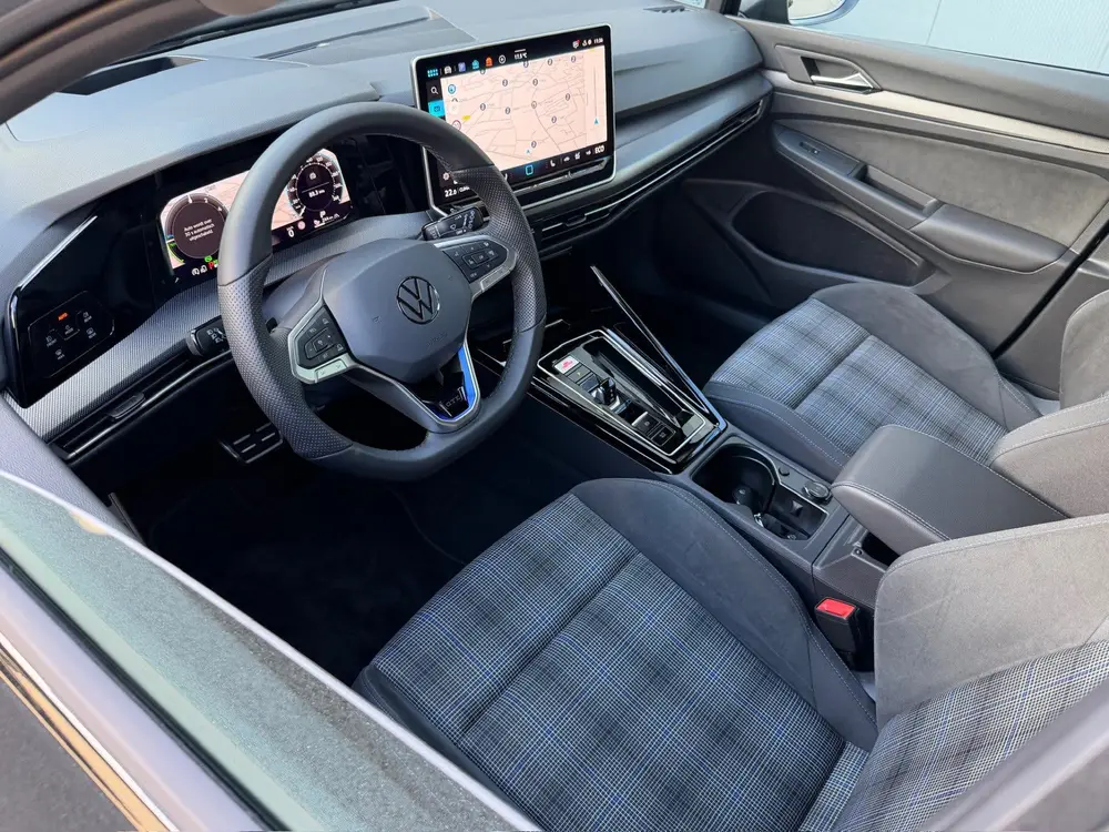 Volkswagen Golf 1.5 eHybrid GTE 272pk | Trekhaak | Led mistl uit 2025, foto 7