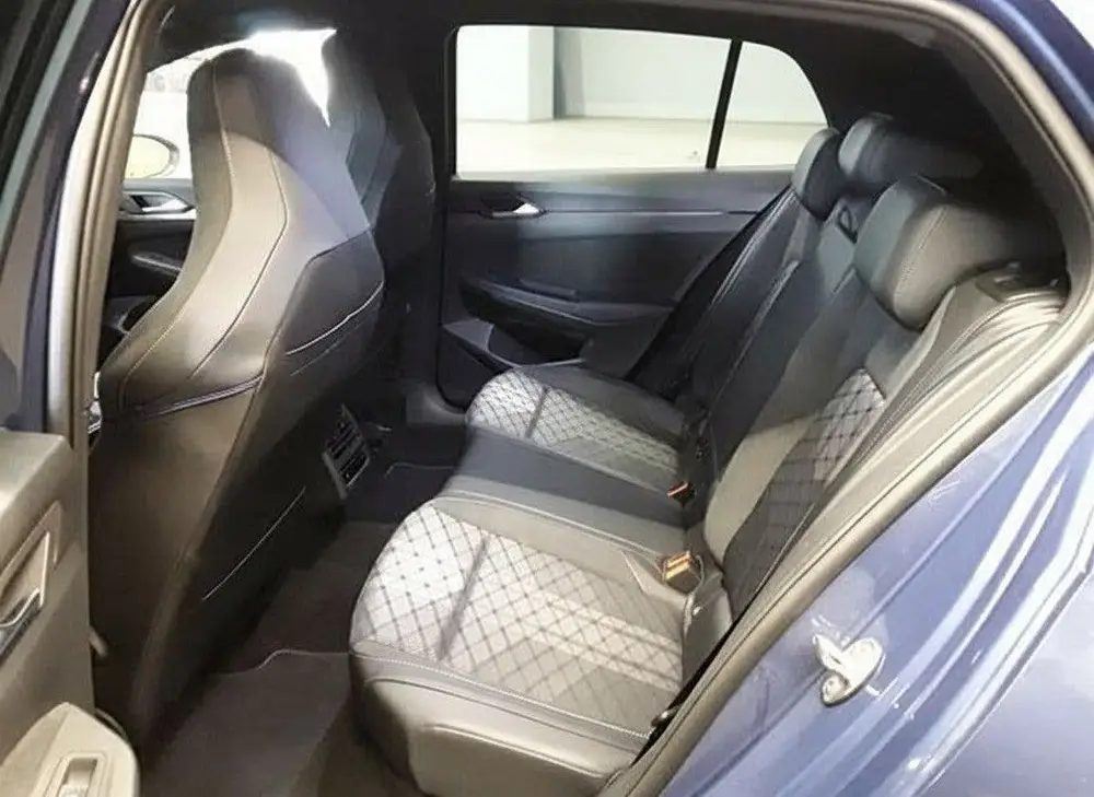 Volkswagen Golf 1.5 TSI R-Line Edition|150PK|Ledmatrix|Navig uit 2025, foto 10