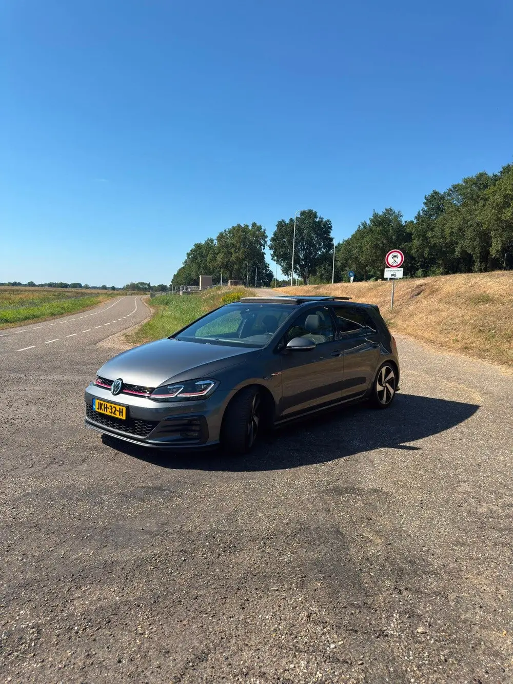 Volkswagen Golf VII Golf 2.0 TSI 245pk 7-DSG 2019 Grijs uit 2019, foto 7