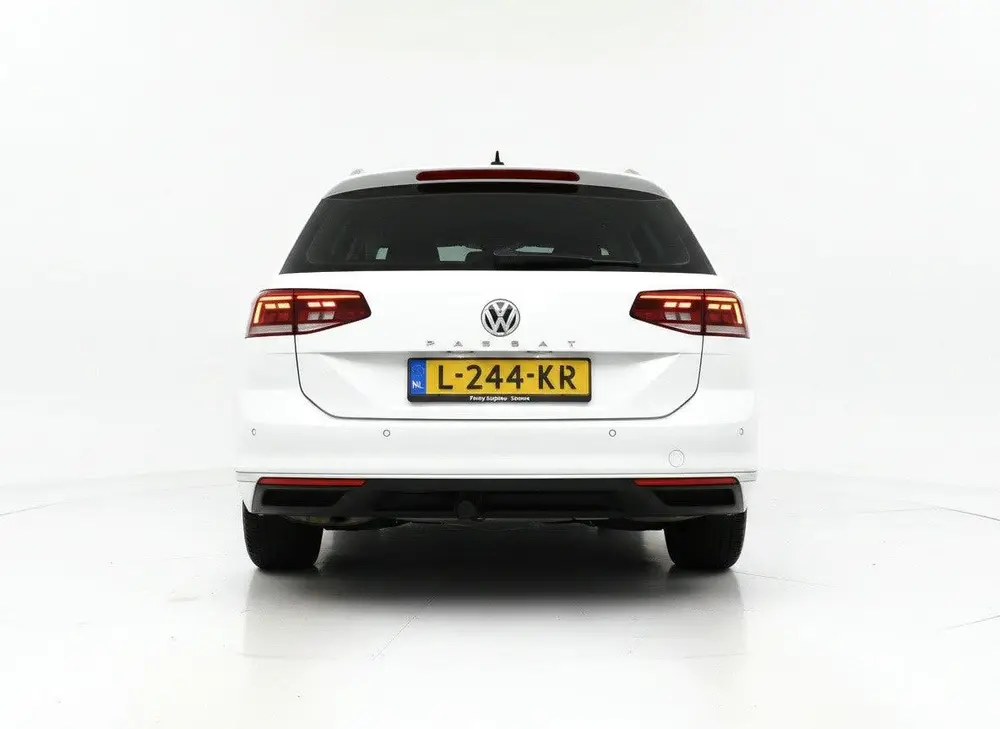 Volkswagen Passat Variant 1.6 TDI Comfort Business | Camera uit 2019, foto 16