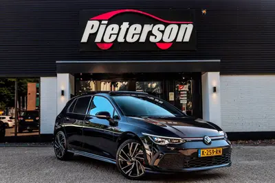 Volkswagen Golf 2.0 TSI GTI PANO IQ LIGHT SFEER CARPLAY uit 2020
