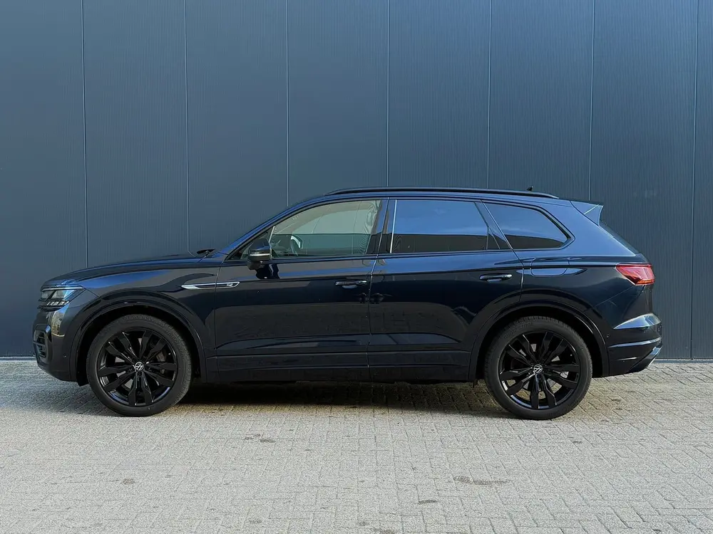 Volkswagen Touareg 3.0 TSi eHybrid, 462PK, 4MOTION, R-Line uit 2020, foto 3