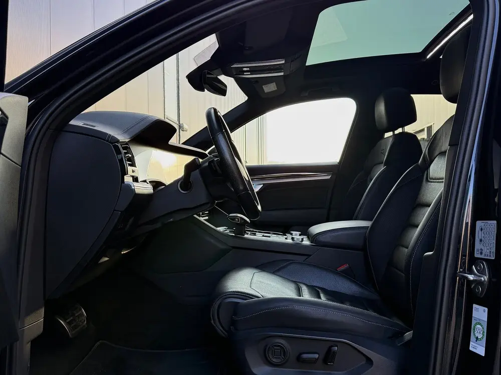 Volkswagen Touareg 3.0 TSi eHybrid, 462PK, 4MOTION, R-Line uit 2020, foto 5