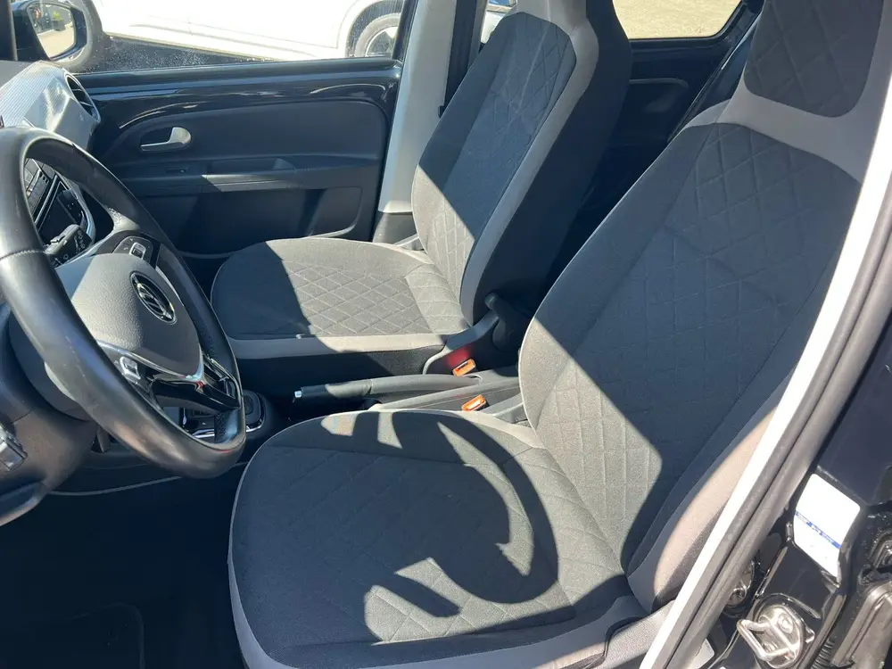 Volkswagen E-Up! e-up pdc, cruise, camera, stoelverw, clima uit 2023, foto 18