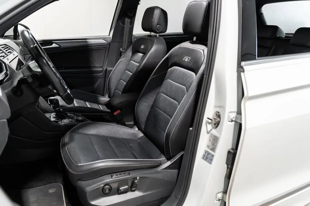 Volkswagen Tiguan 2.0 TSI 4Motion R-Line DSG PANO LED CAMERA uit 2019, foto 16