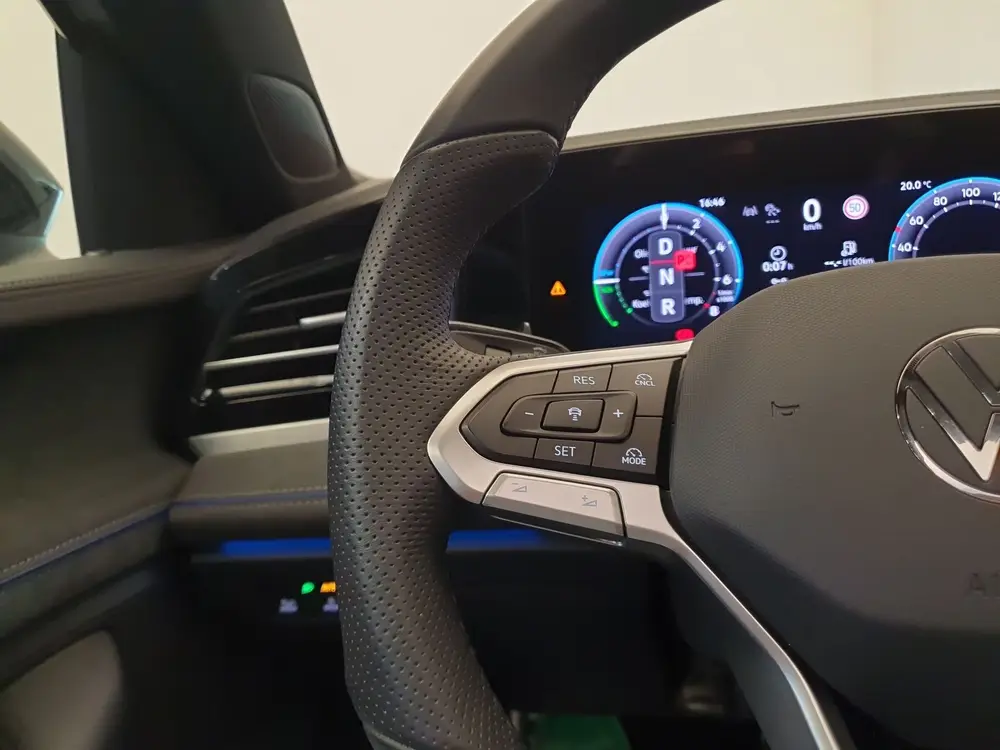Volkswagen Passat Variant 1.5 eHybrid 272pk DSG/AUT R-Line E uit 2025, foto 11