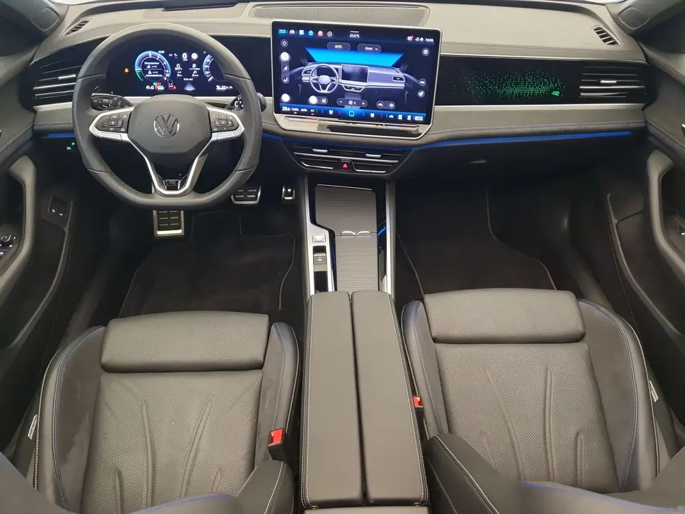 Volkswagen Passat Variant 1.5 eHybrid 272pk DSG/AUT R-Line E uit 2025, foto 4
