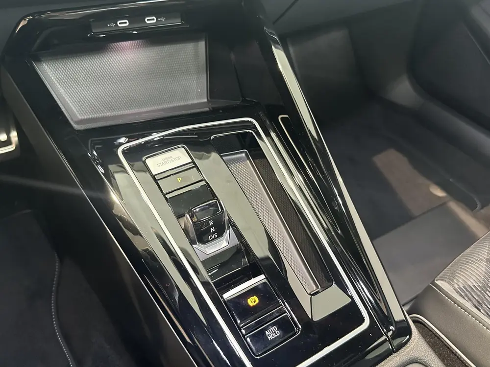 Volkswagen Golf Variant 1.5 eTSI R-Line Business+ | Panorami uit 2023, foto 14