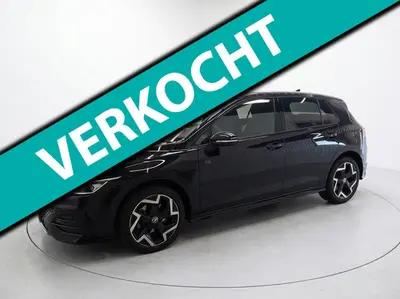 Volkswagen Golf 1.5 TSI R-Line Edition|150PK|LED|Panodak|Nav uit 2025