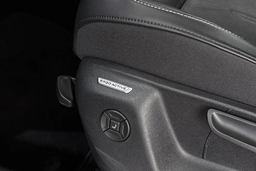 Volkswagen Tayron 1.5 eHybrid Elegance IQ Light Stoel-Stuurv uit 2025, foto 18