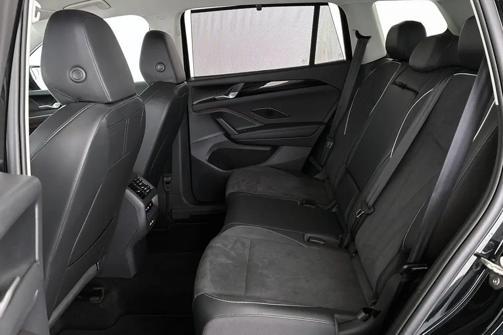 Volkswagen Tayron 1.5 eHybrid Elegance IQ Light Stoel-Stuurv uit 2025, foto 8
