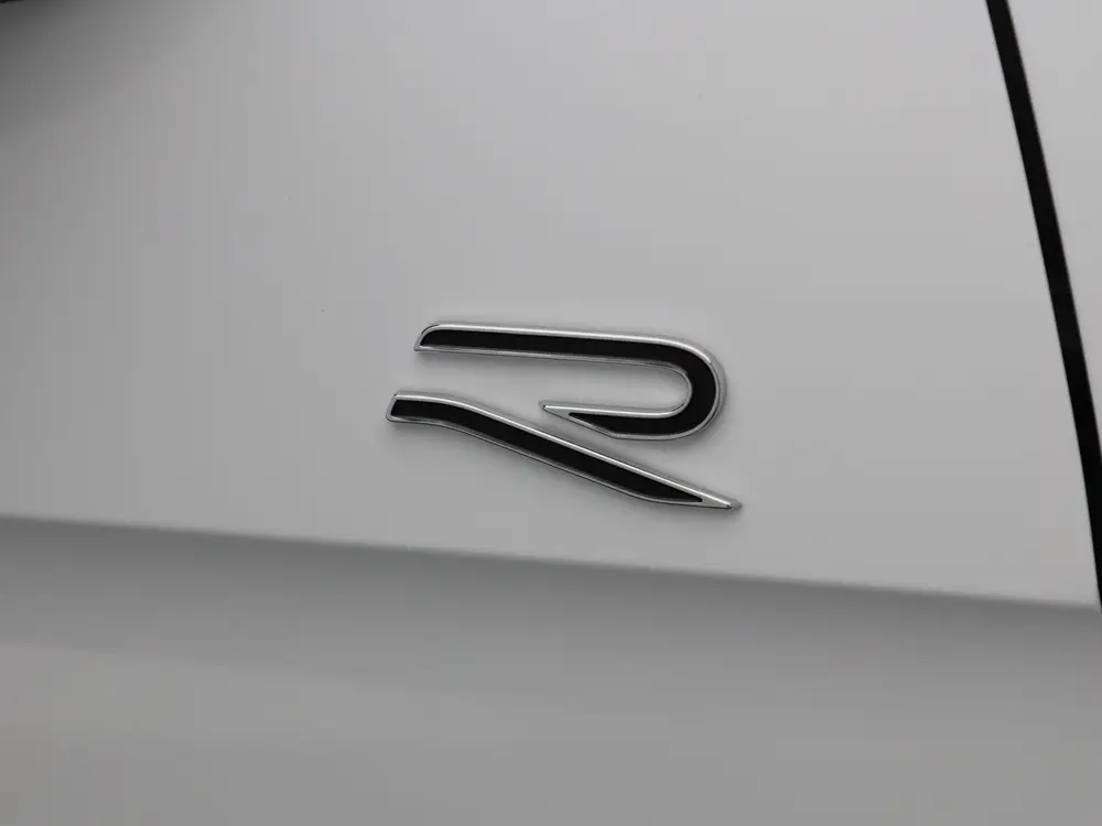 Volkswagen Passat Variant 1.5 eHybrid 272 Pk R-Line | Black uit 2026, foto 13