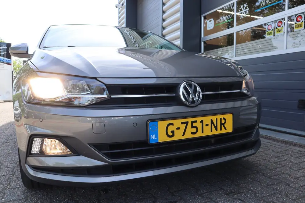 Volkswagen Polo 1.0 TSI Comfortline Business uit 2019, foto 4