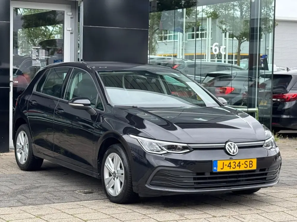 Volkswagen Golf 1.0 TSI Life uit 2020, foto 10