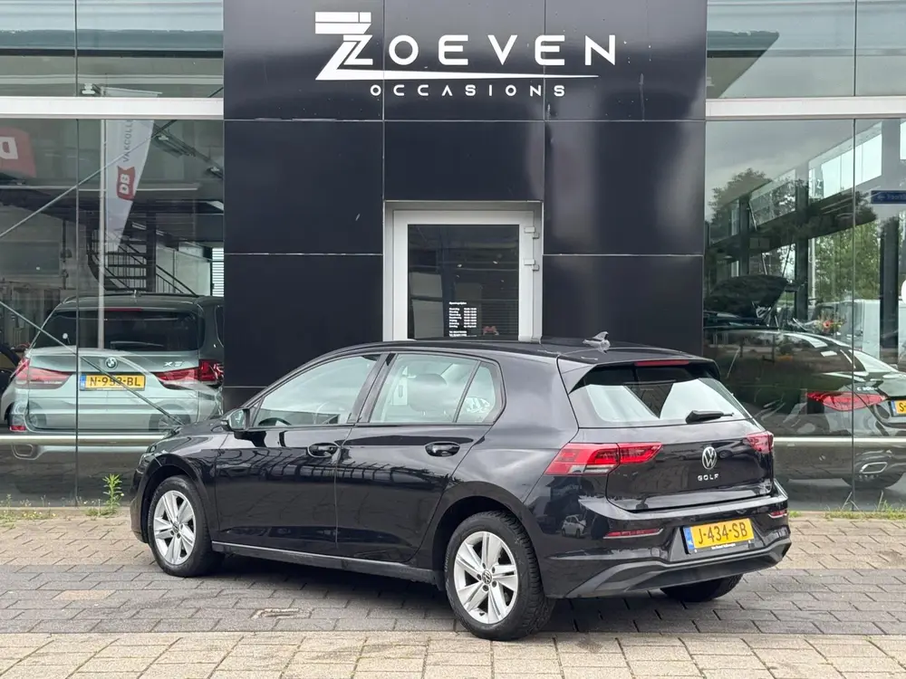 Volkswagen Golf 1.0 TSI Life uit 2020, foto 2