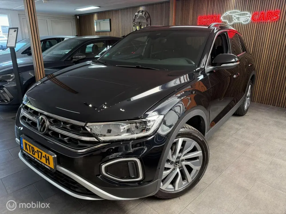 Volkswagen T-Roc 1.5 TSI MOVE Edition|Camera|Carplay|IQ Ligh uit 2024