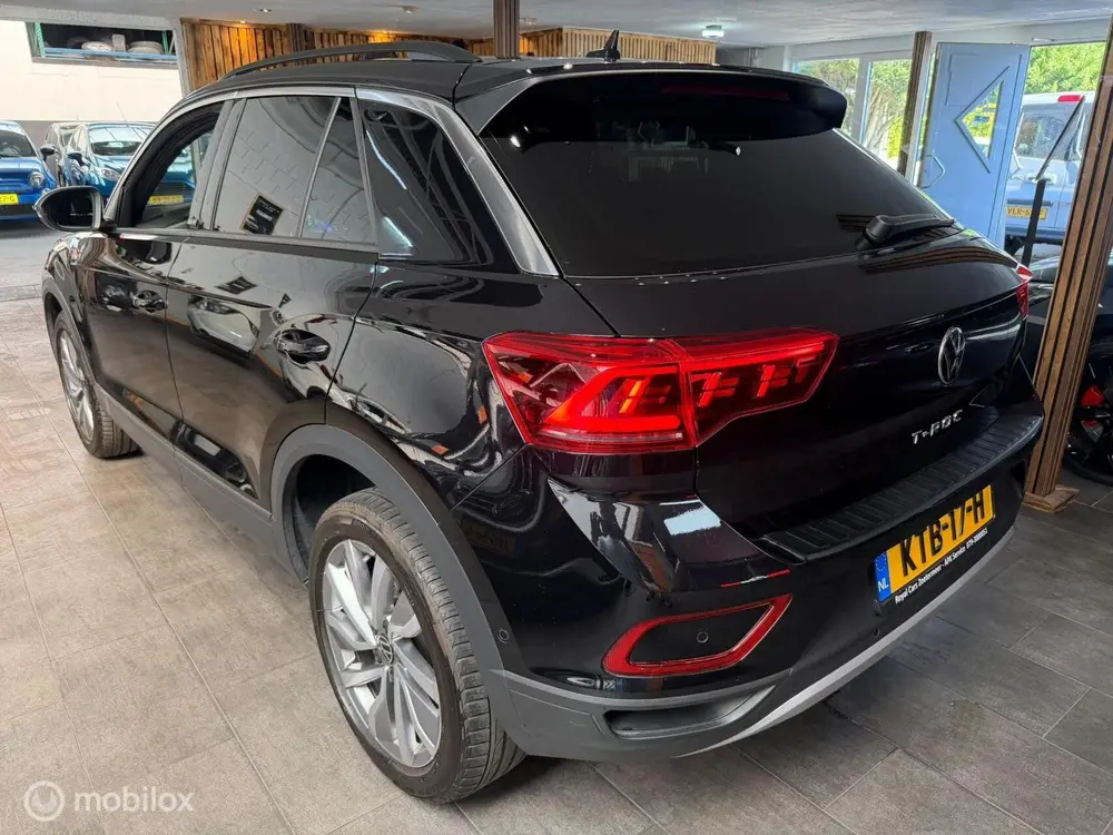 Volkswagen T-Roc 1.5 TSI MOVE Edition|Camera|Carplay|IQ Ligh uit 2024, foto 13