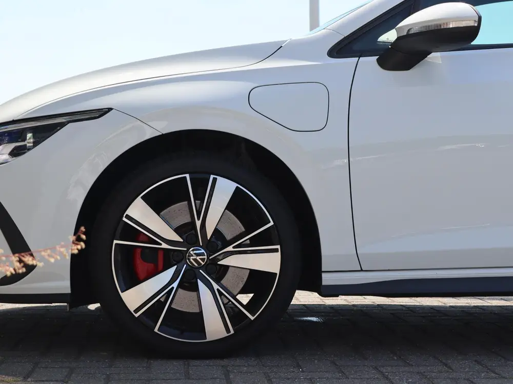 Volkswagen Golf 1.4 eHybrid 245 PK DSG GTE | LED Plus | App uit 2022, foto 2