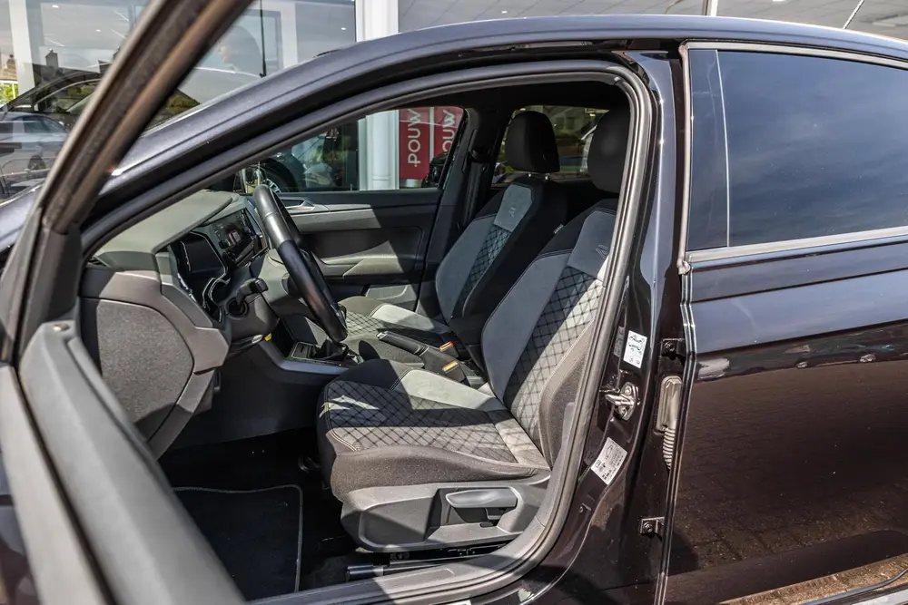Volkswagen Polo 1.0 TSI 95pk R-Line | Carplay | PDC | Adapti uit 2022, foto 4