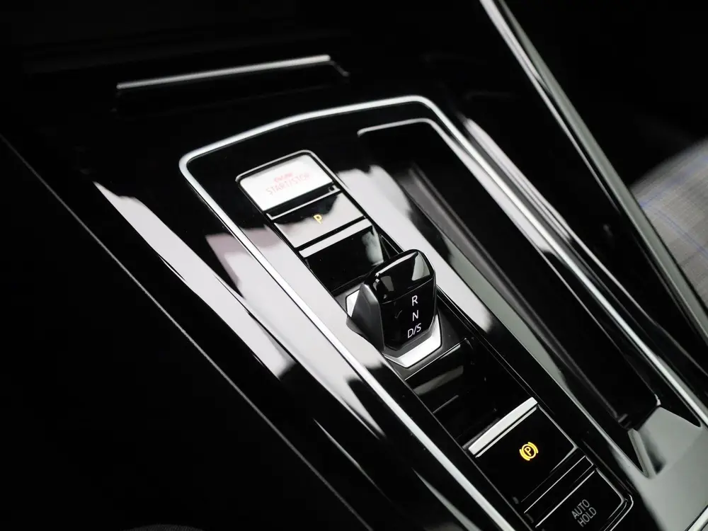 Volkswagen Golf 1.5 eHybrid GTE 272 PK | Panoramadak | Trekh uit 2025, foto 18