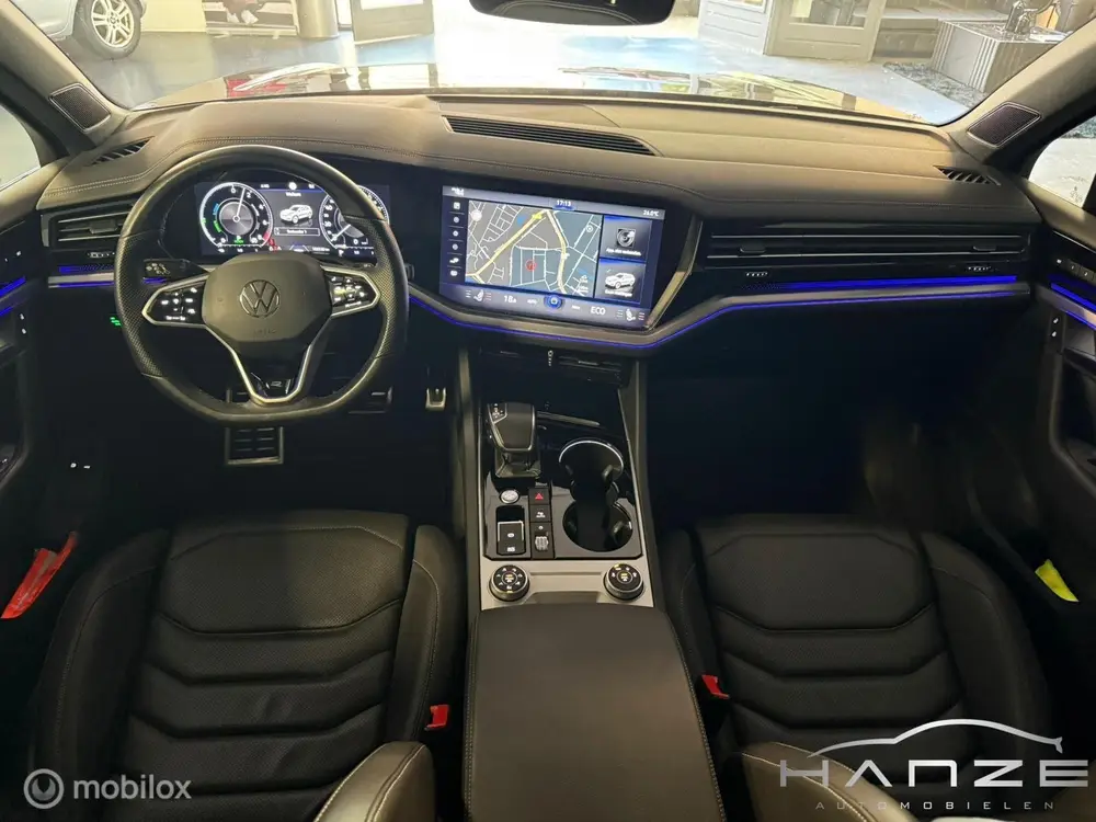 Volkswagen Touareg 3.0 R|Pano|Massage|Hybrid|21"|Pano|Vol uit 2022, foto 2