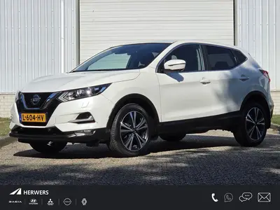 Nissan Qashqai 1.3 DIG-T N-Connecta / Trekhaak / Stoelverwar uit 2019
