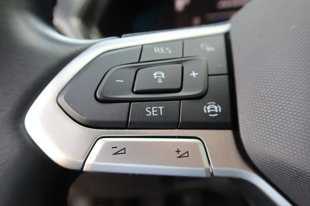 Volkswagen T-Cross 1.0 TSI Life Clima, NAVI, Cruise, PDC v+a uit 2023, foto 12
